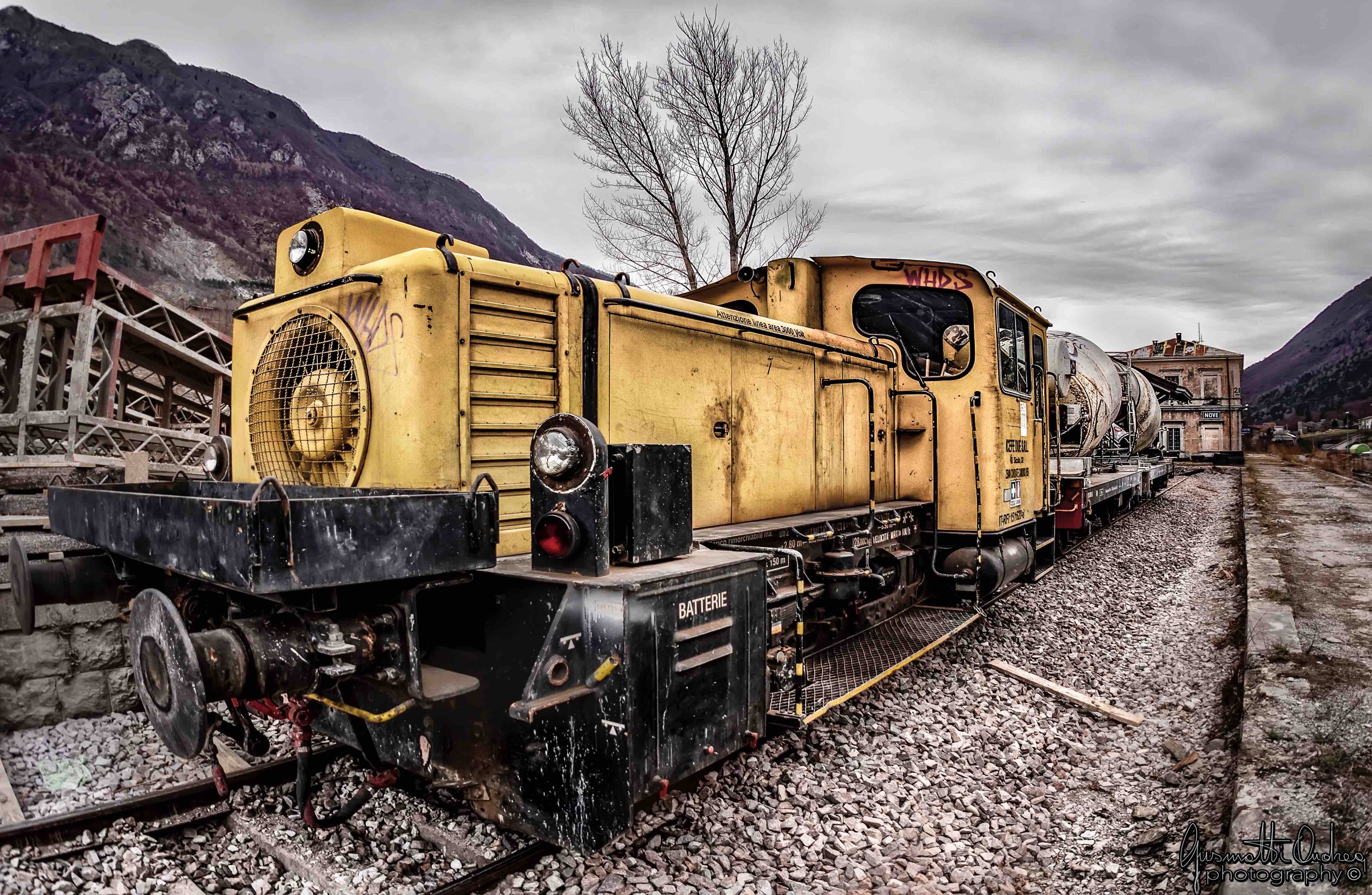 placeholder image-sq